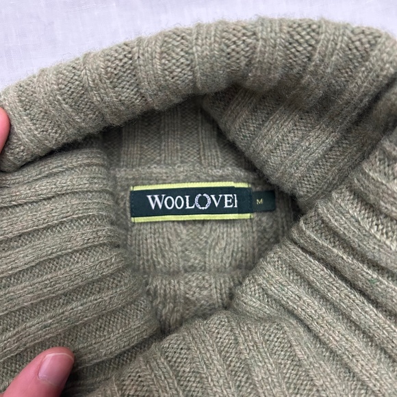 Green Wool Cable Knit Turtleneck Sweater - Picture 7 of 9